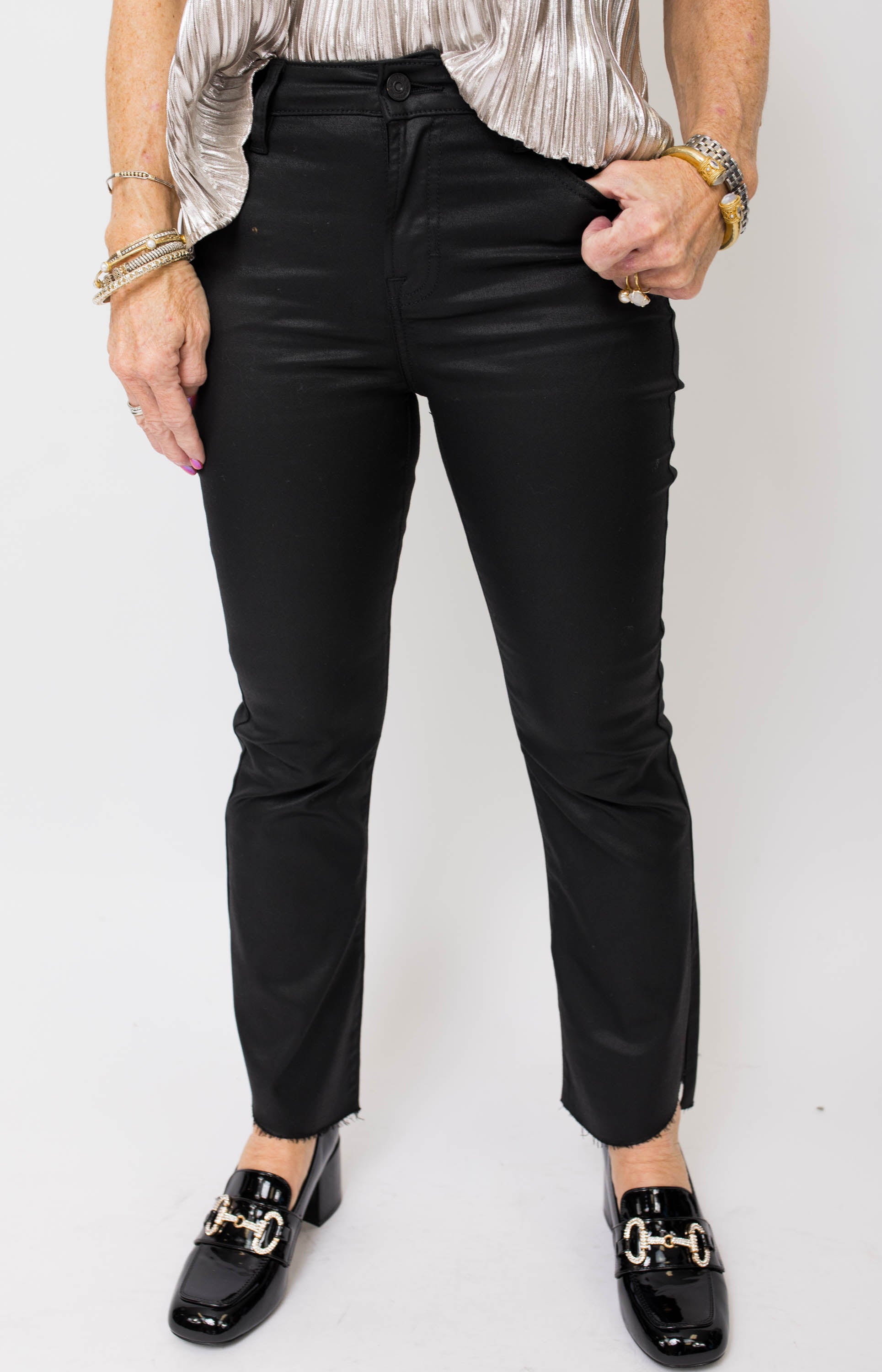 HIDDEN: Happi Crop Flare w/ Step Hem, BLACK