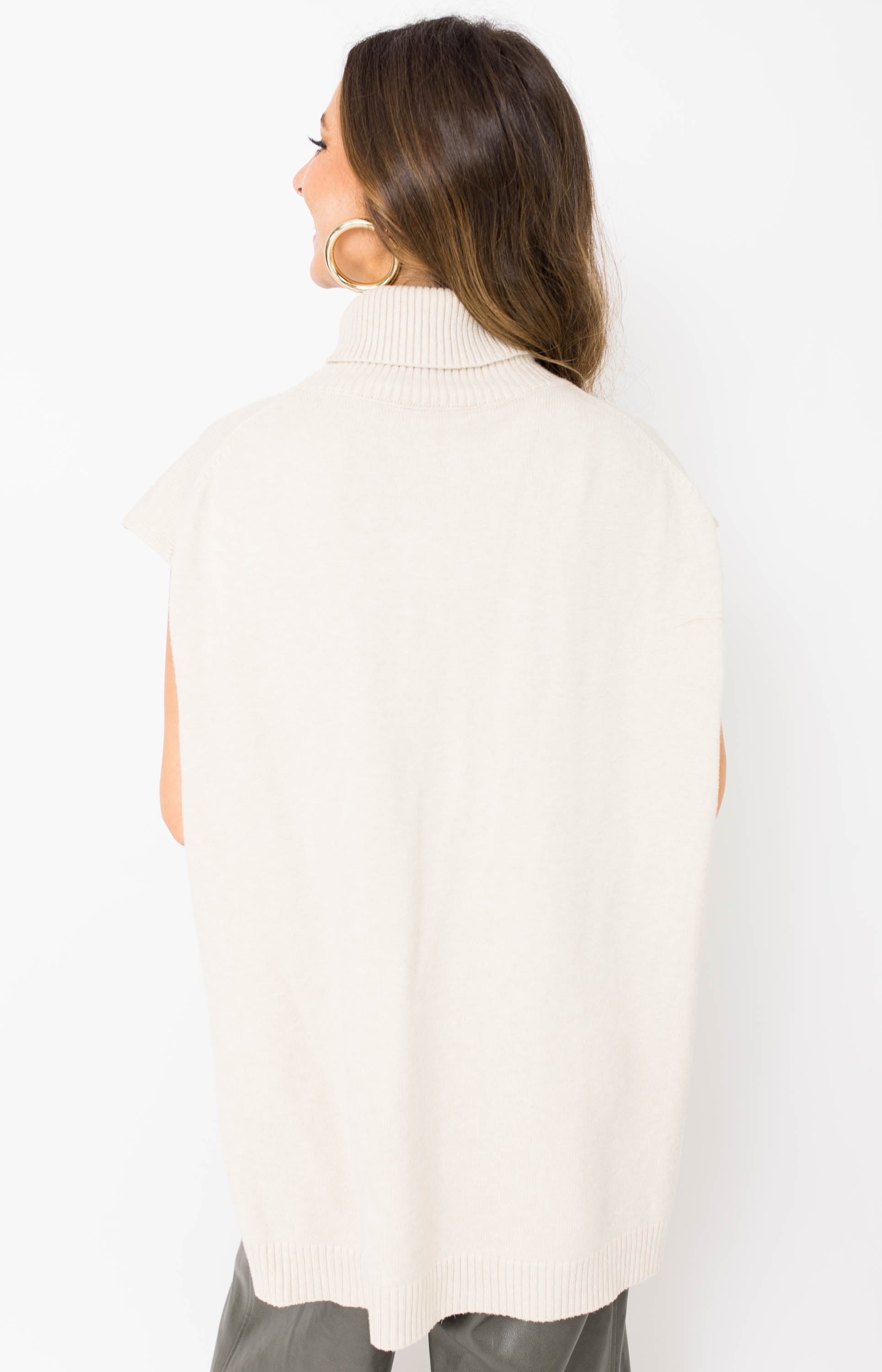 Karlie: Turtle Neck Hi-Lo Sweater , OATMEAL