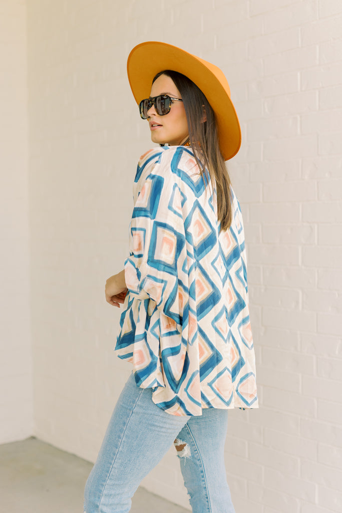 Feeling the Vibes Top, TEAL BLUE