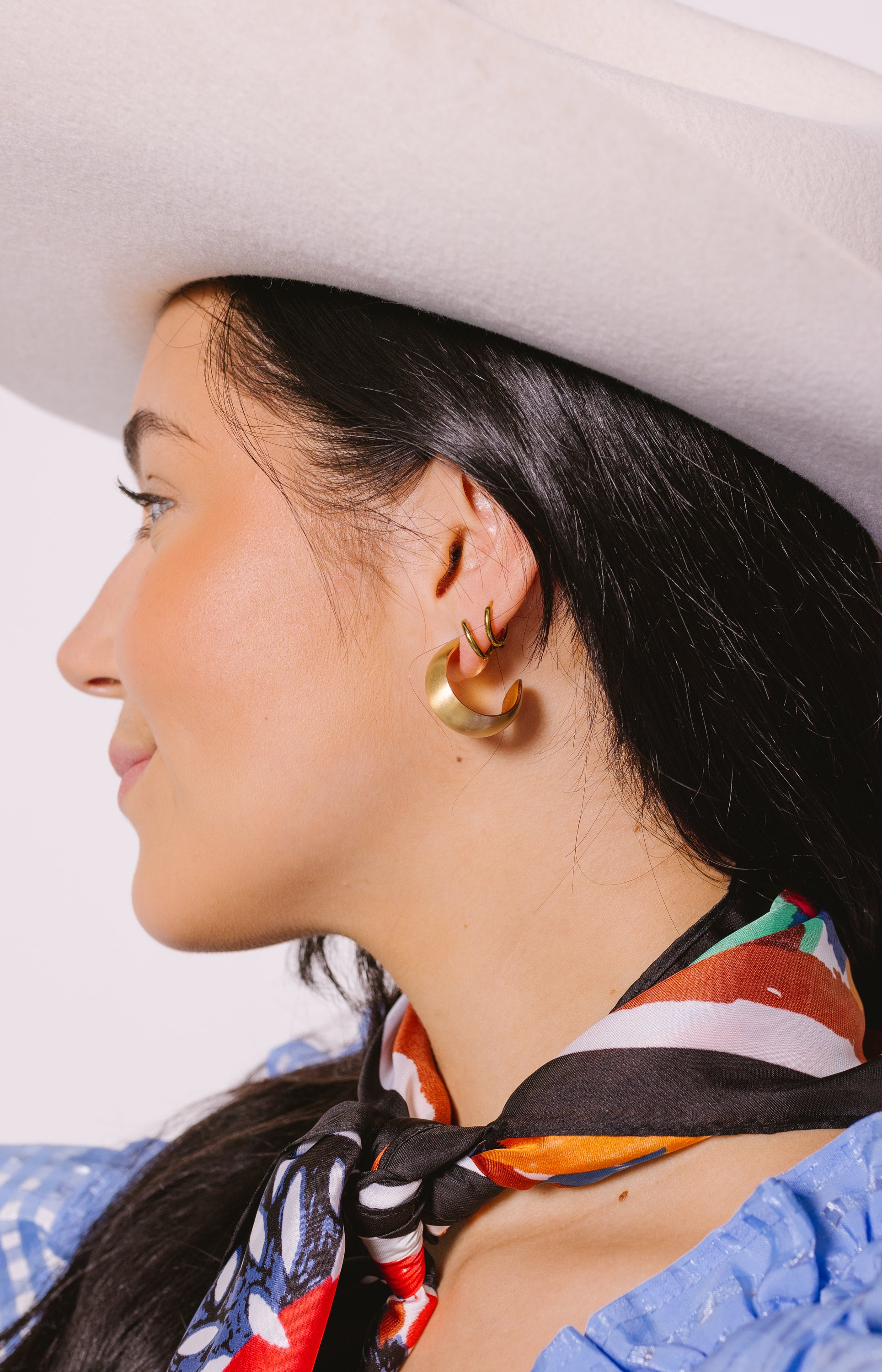Medium Metal Hoop Earrings
