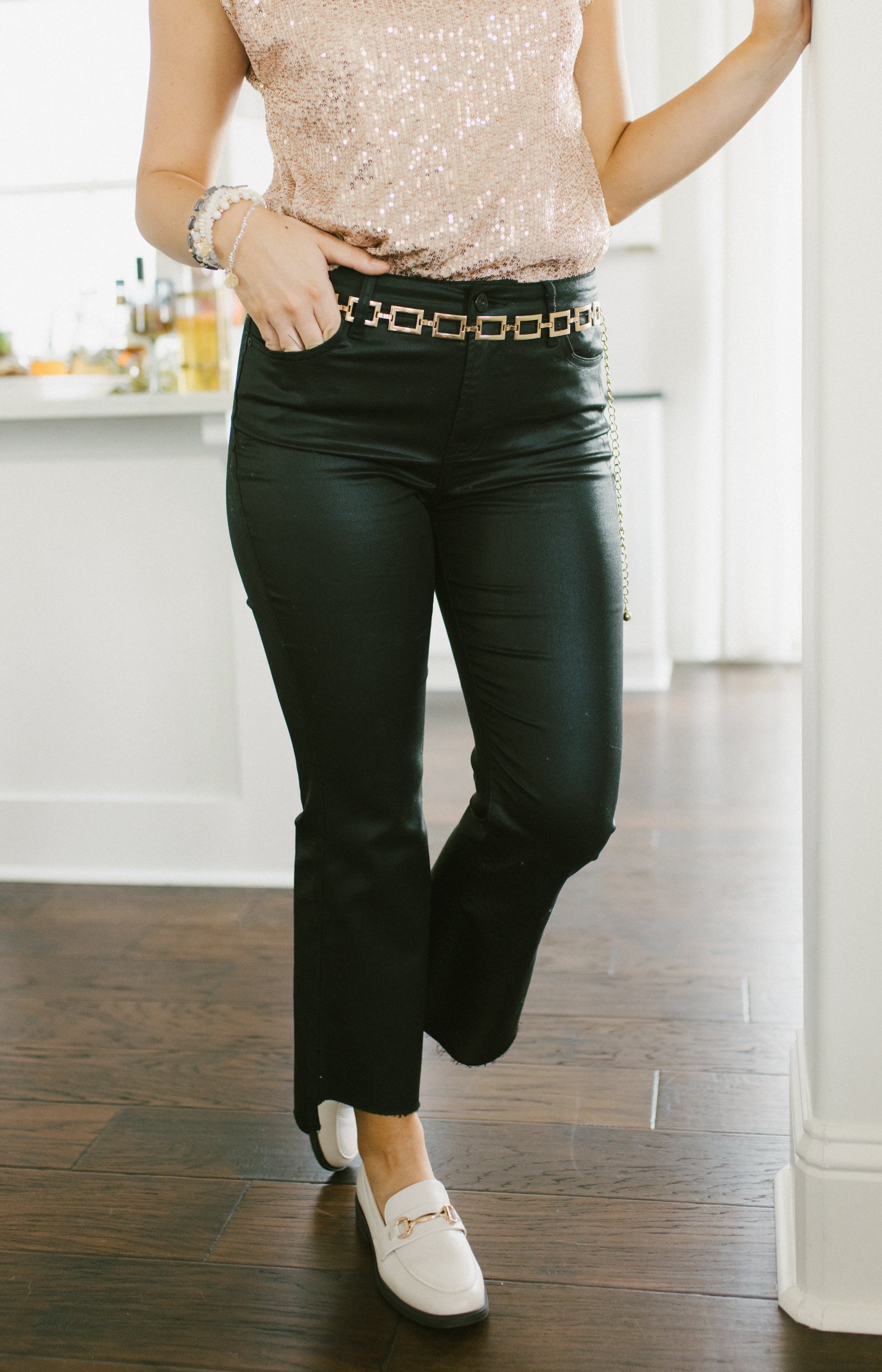 HIDDEN: Happi Crop Flare w/ Step Hem, BLACK