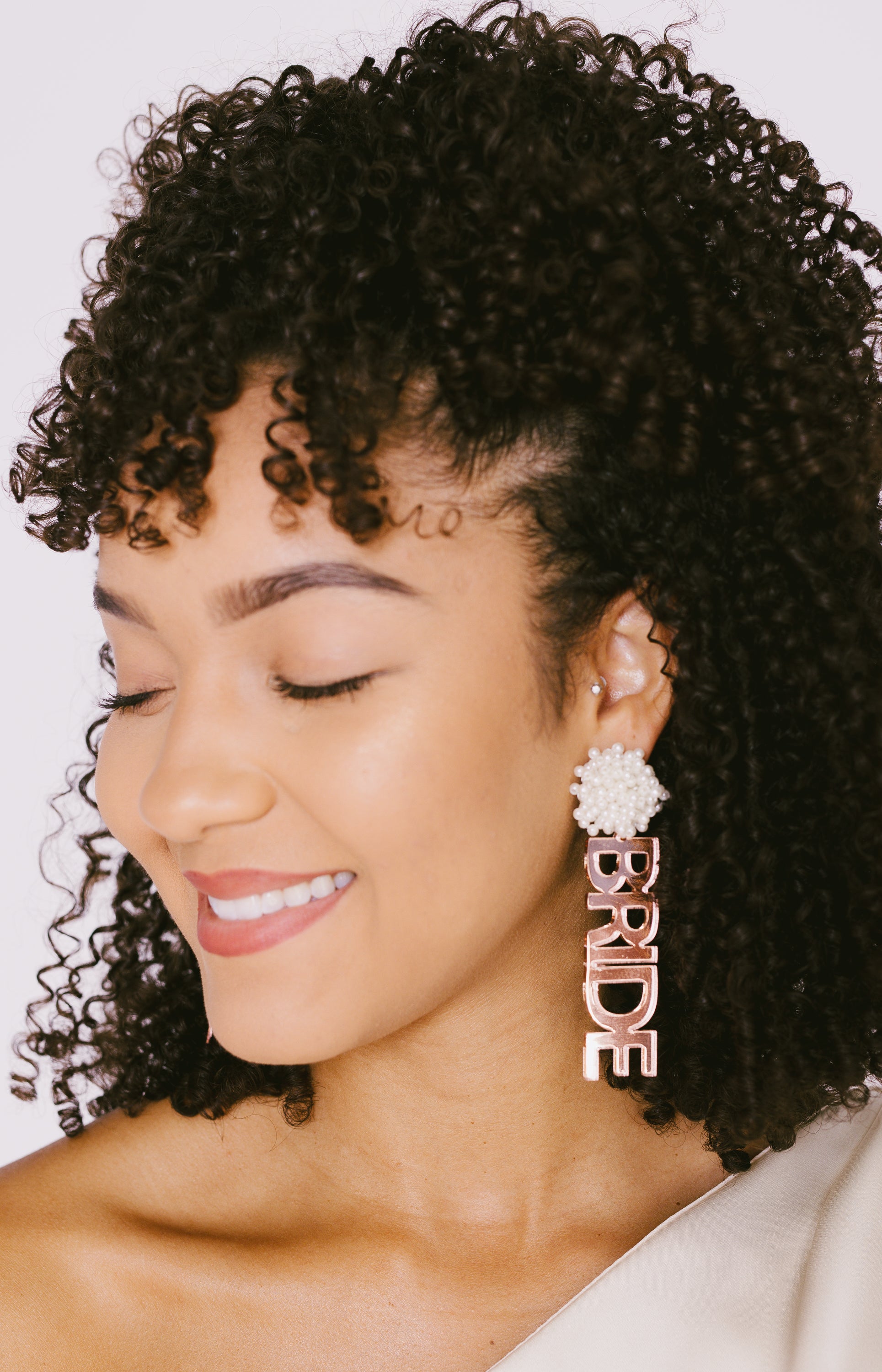 Taylor Shay: Pearl Bride Earrings