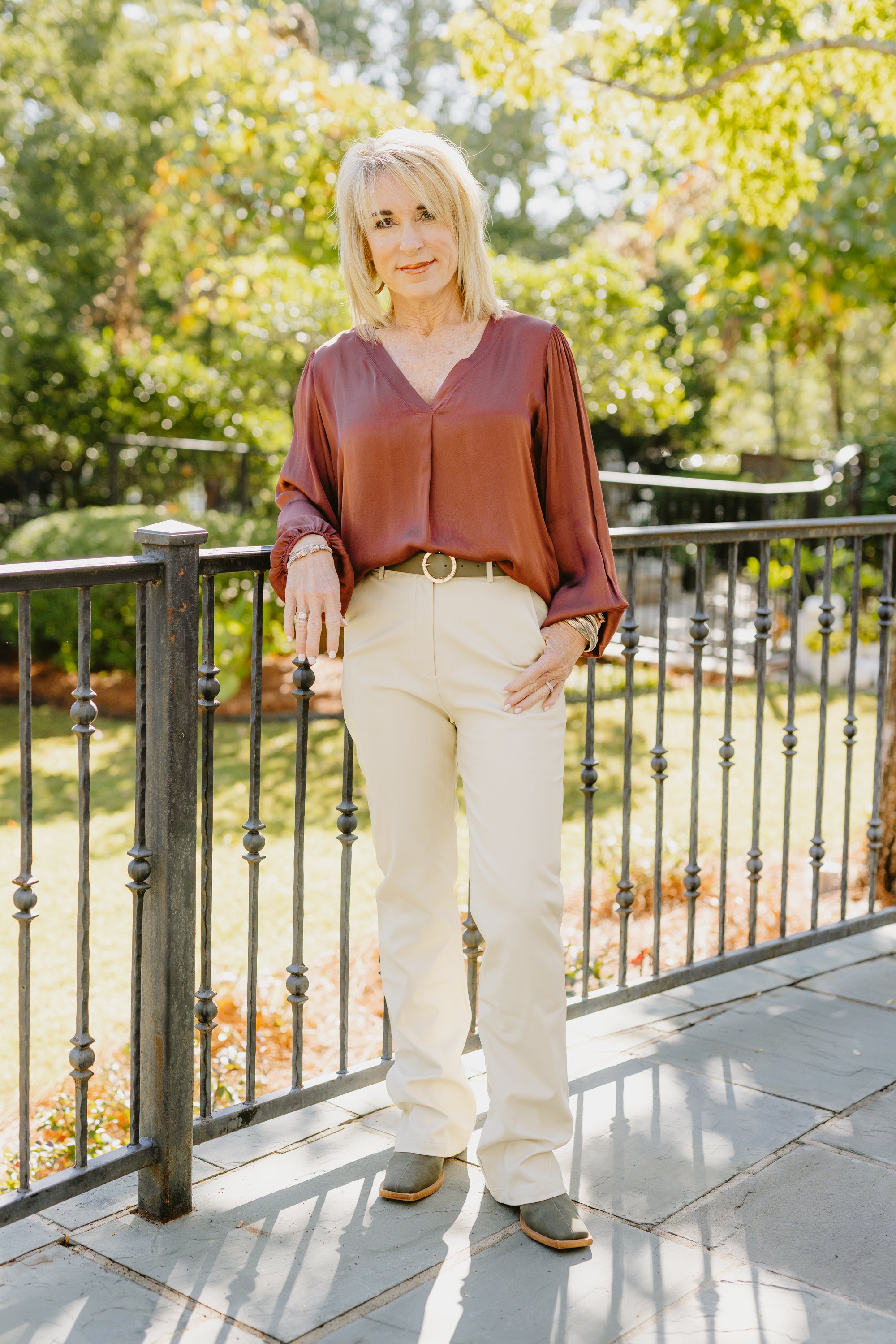 Suzy D: Wendy V-Neck Top