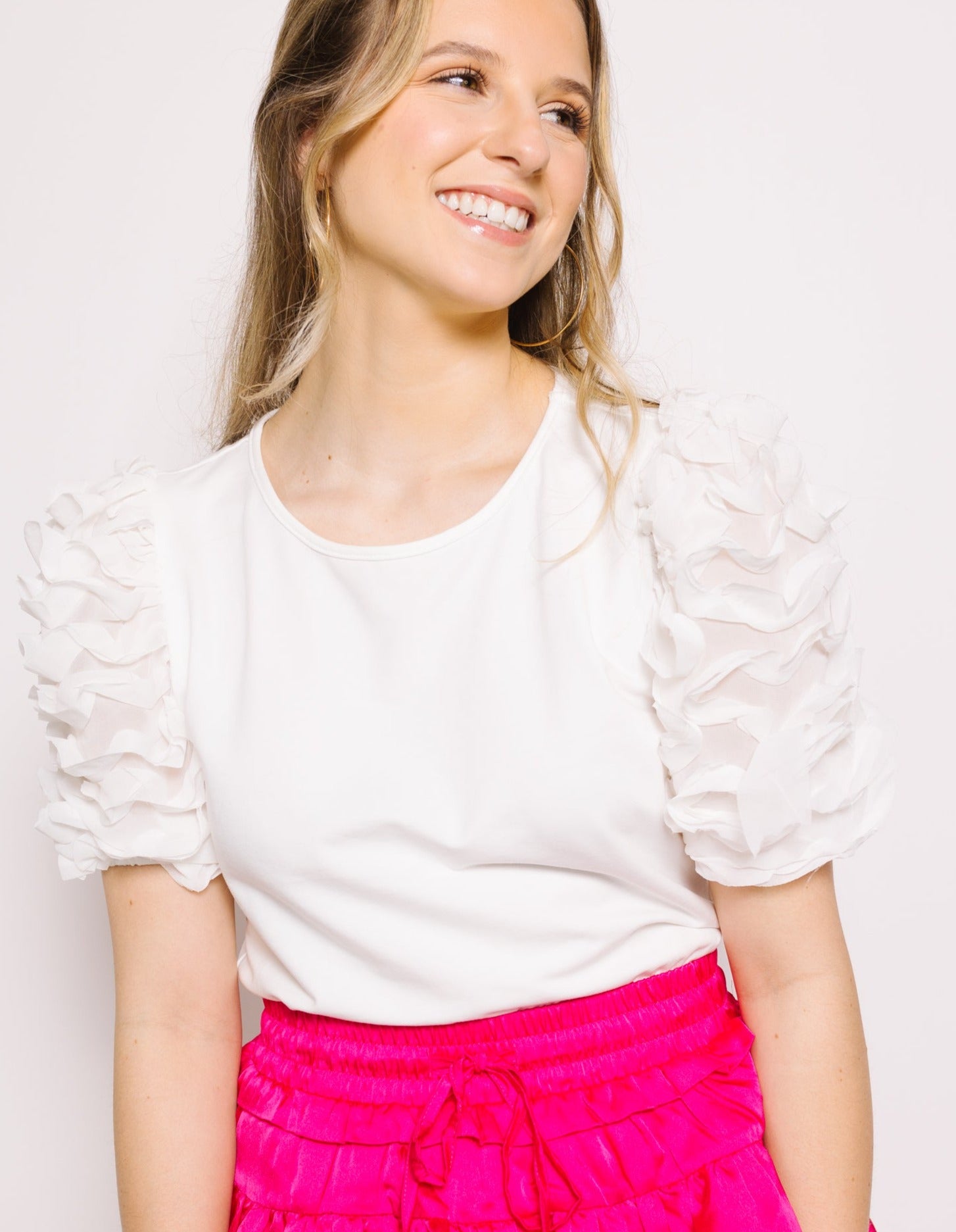Ruffles Sleeve Contrast Knit Top