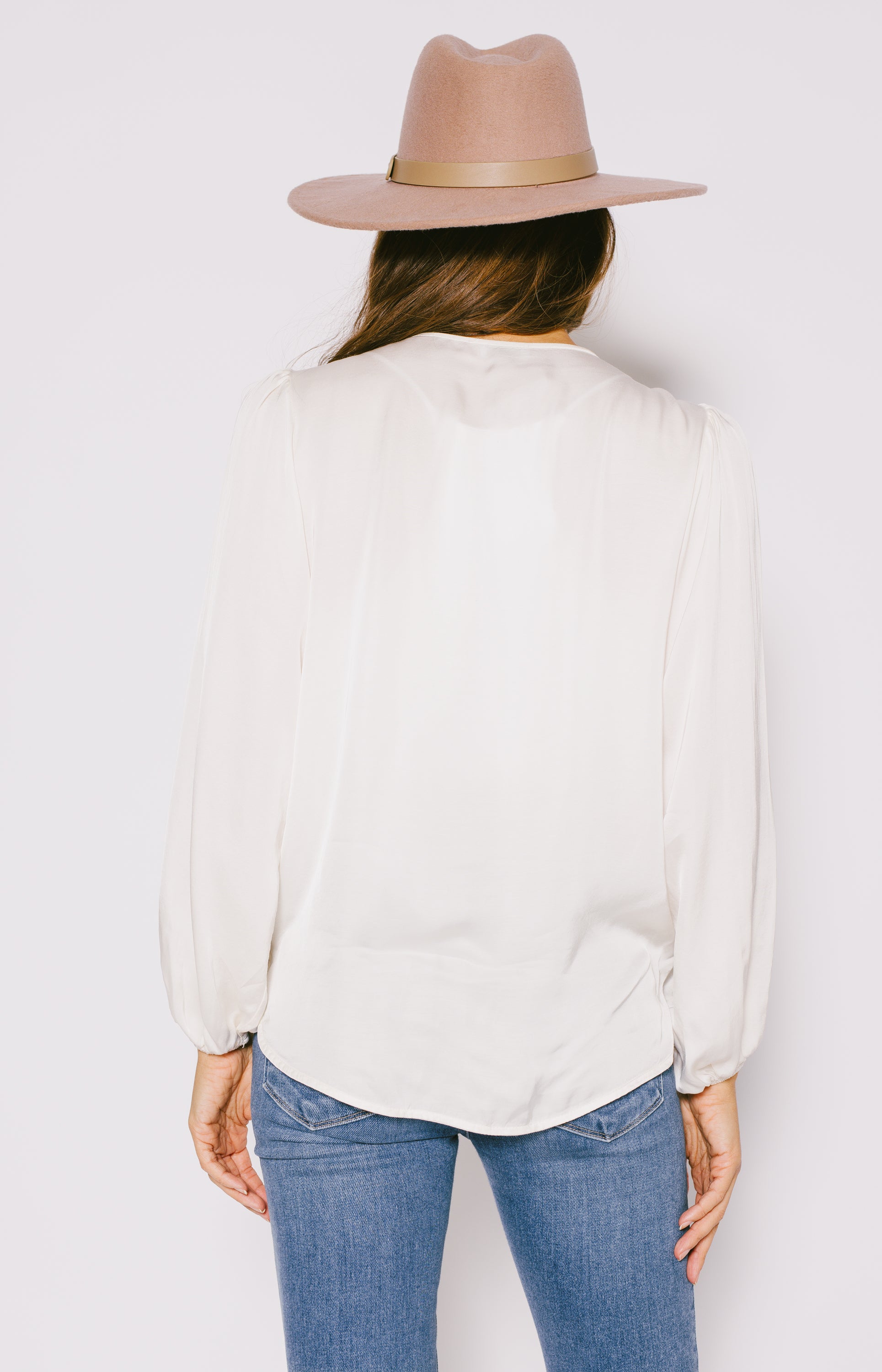 Suzy D: Wendy V-Neck Top