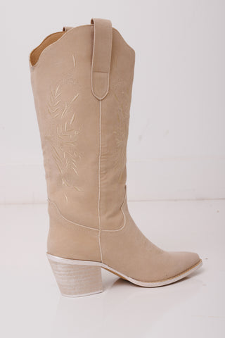 Flora Boot
