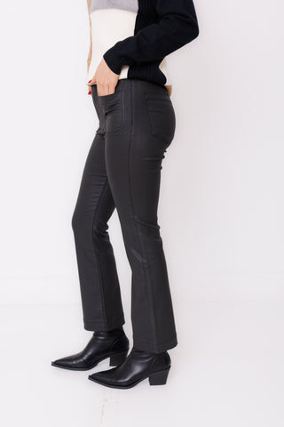 KUT: Kelsey Flare with Front Pockets, MATTE BLACK