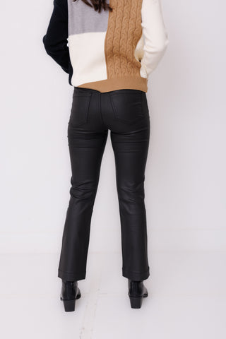 KUT: Kelsey Flare with Front Pockets, MATTE BLACK