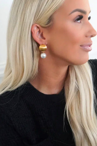 CHANSUTTPEARLS: Aubrey Earrings
