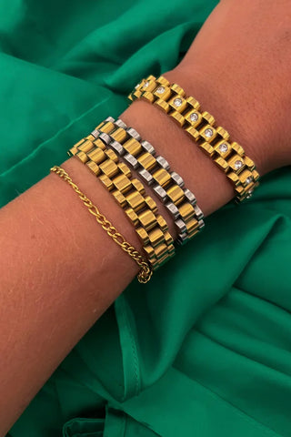 CHANSUTTPEARLS: Chelby Two-Toned Watch Band Bracelet