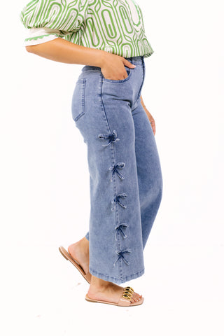 Bowtique Pants