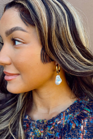 CHANSUTTPEARLS: Misty Earrings