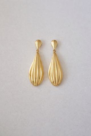 Dainty Drip Earring