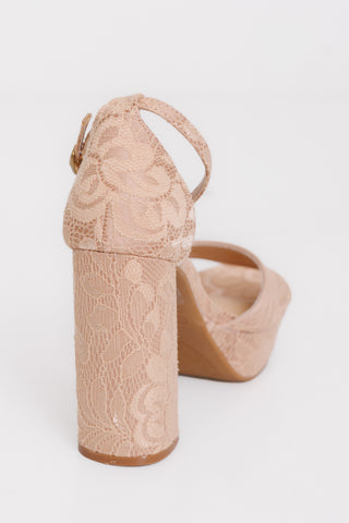 Monika Heel, NUDE LACE