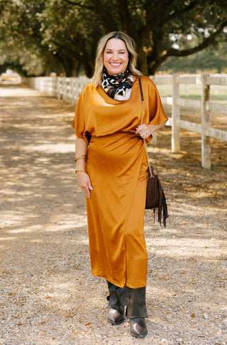 Forme Noir Midi Dress, RUST