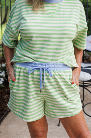 Dockside Darling Short, HONEYDAW/PERIWINKLE