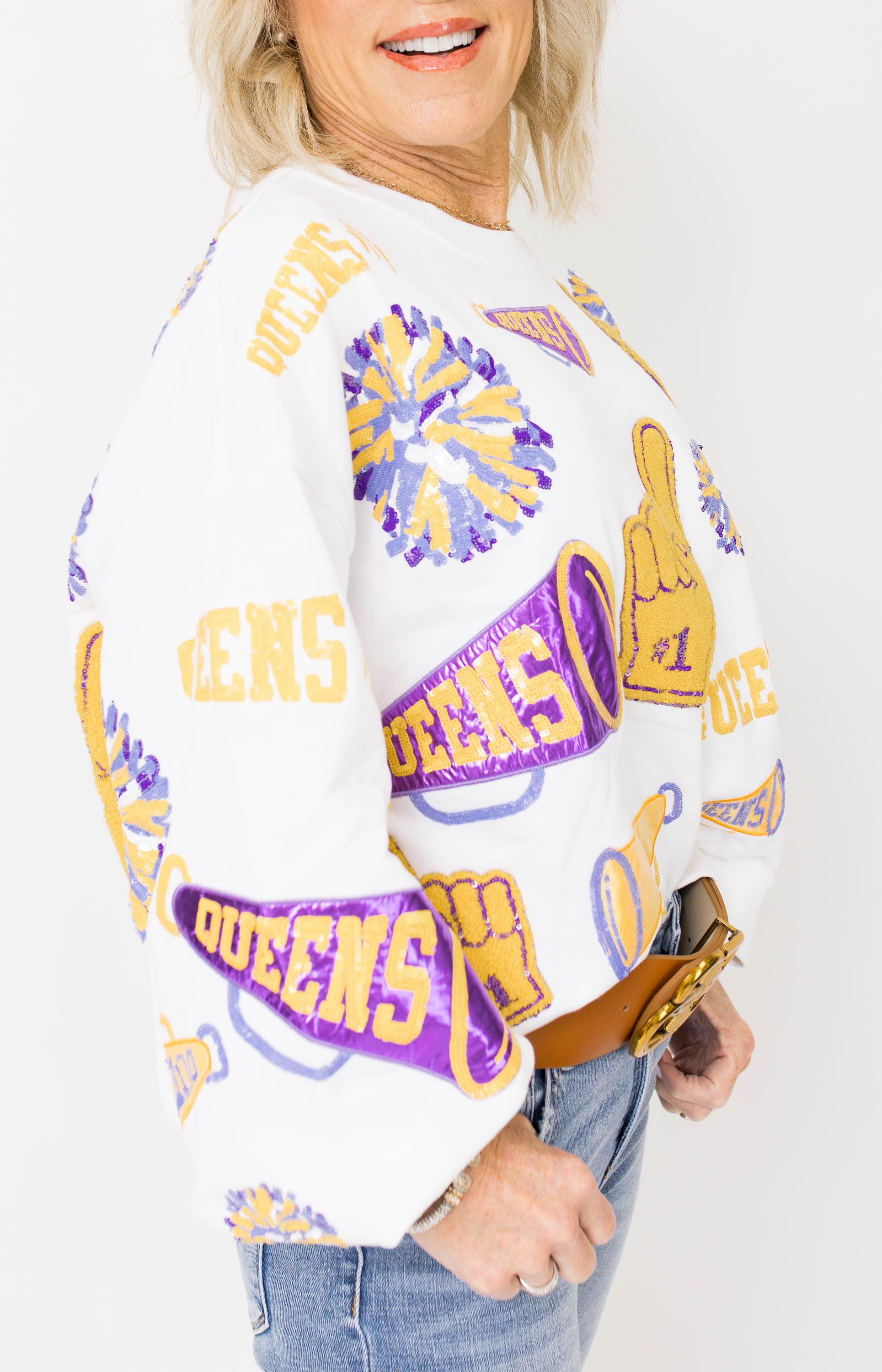 Queen of Sparkles: Cheers Queens Icon Sweatshirt, WHITE