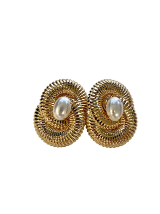 Dynasty Pearl Earring