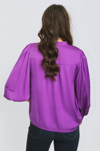 FRONT SPLIT BUTTONS TOP