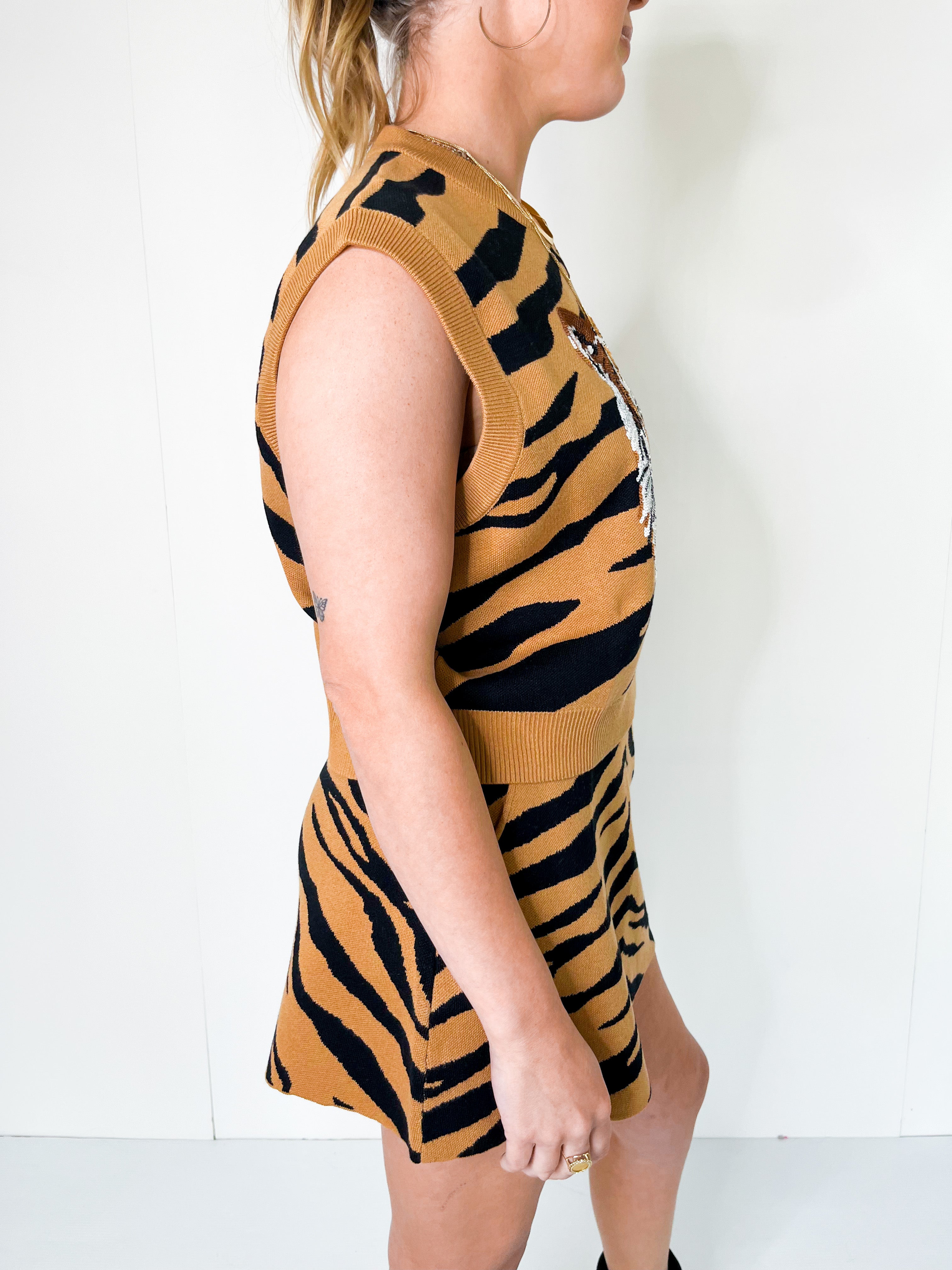 Queen of Sparkles: Tiger Stripe Tiger Face Sweater Tank, TIGER