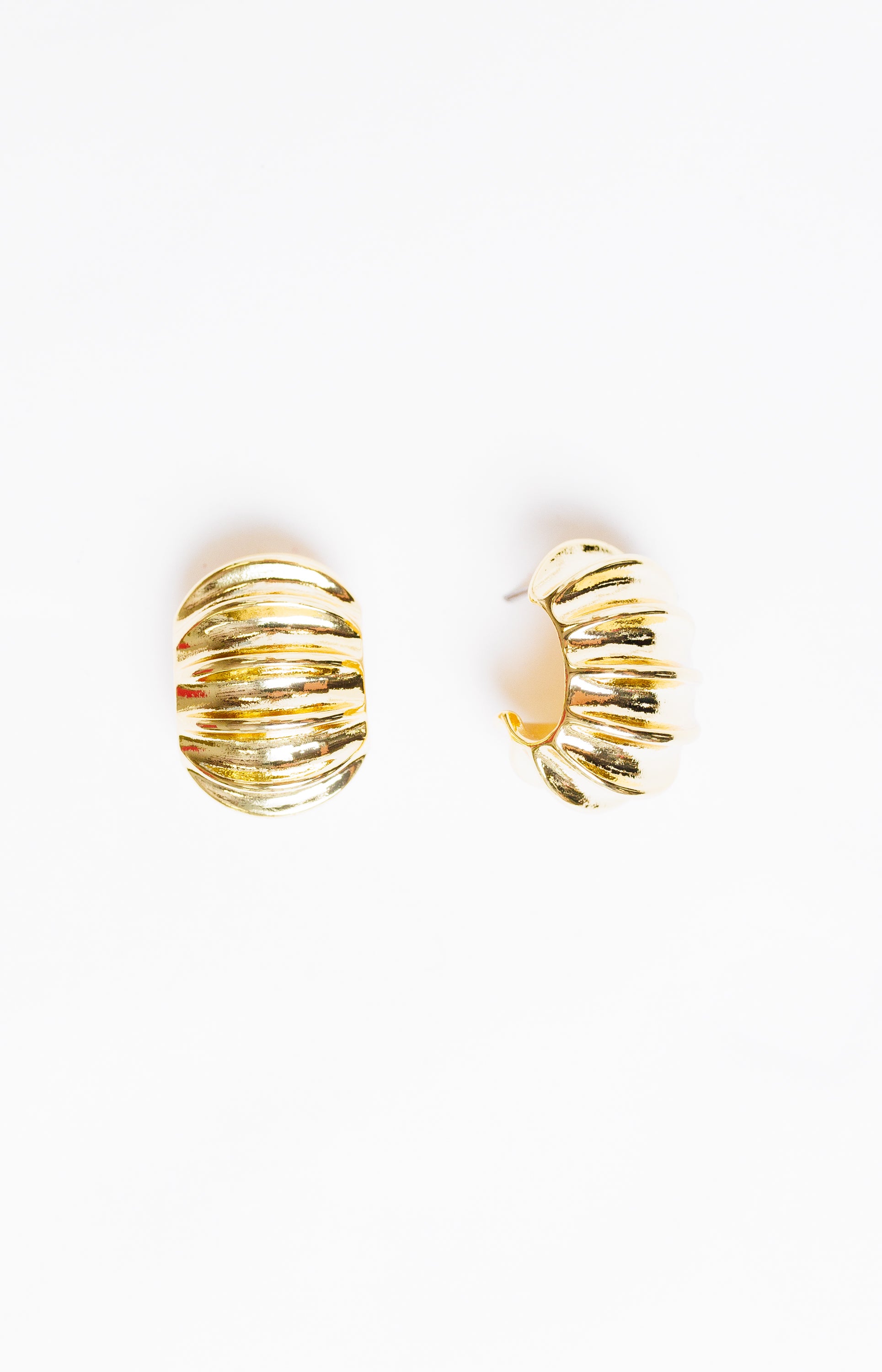 Detailed Stud Earrings, GOLD