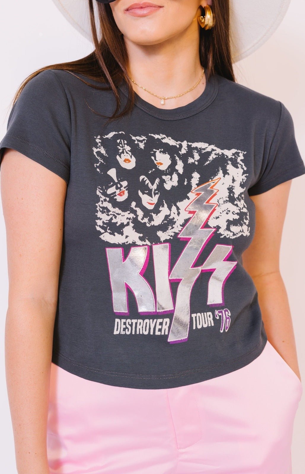 DayDreamer: Kiss Destroyer Tour '76 Shrunken Tee, VINTAGE BLACK Tops Over 75- 12