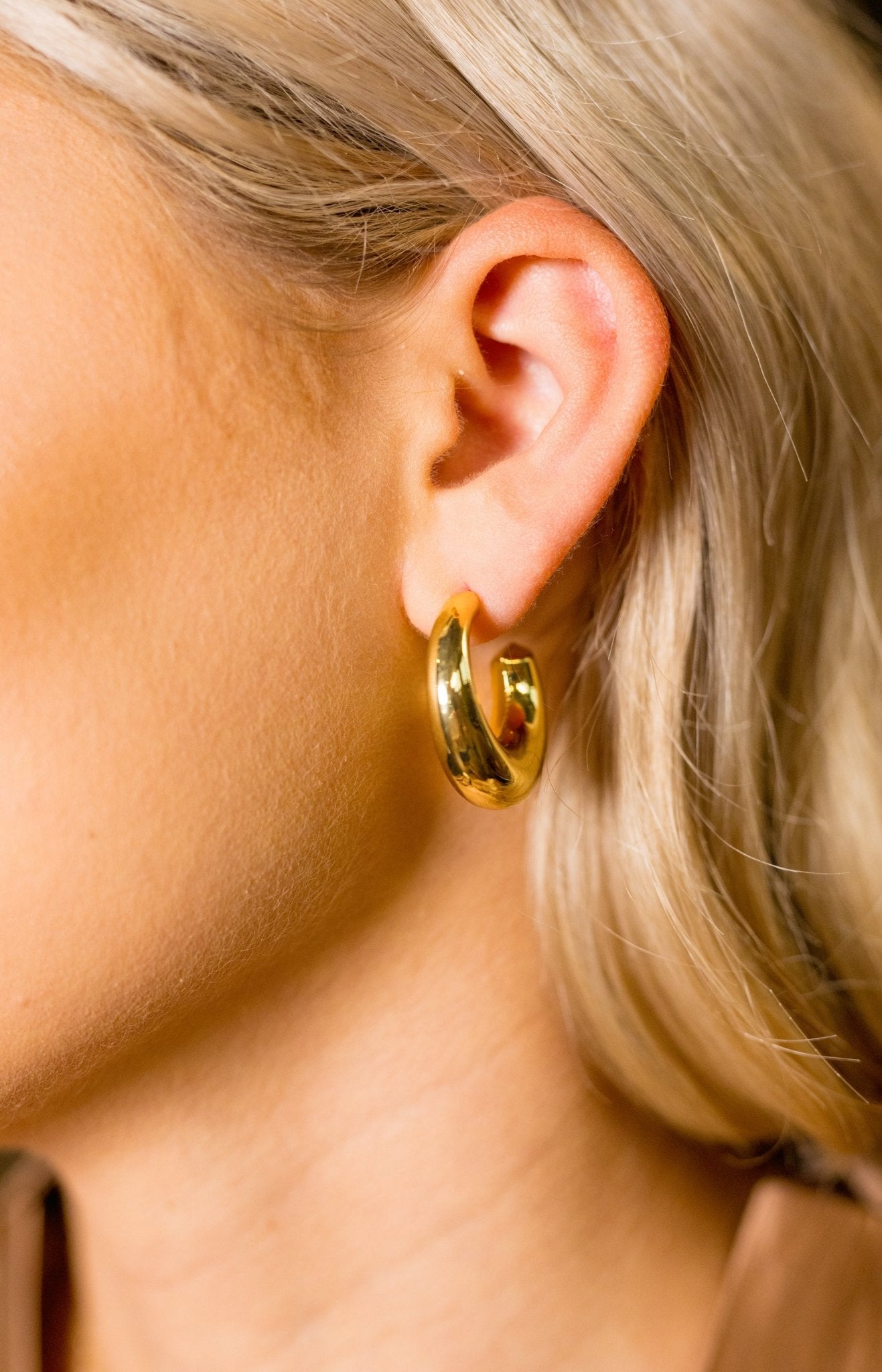 Medium Hoop, GOLD Earrings - 56E